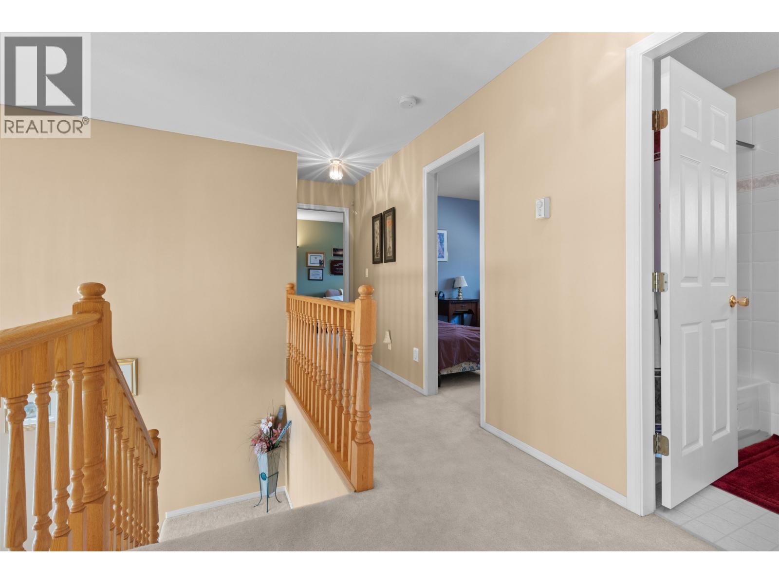 Photo 16 of 939 Riverside Drive, Port Coquitlam BC