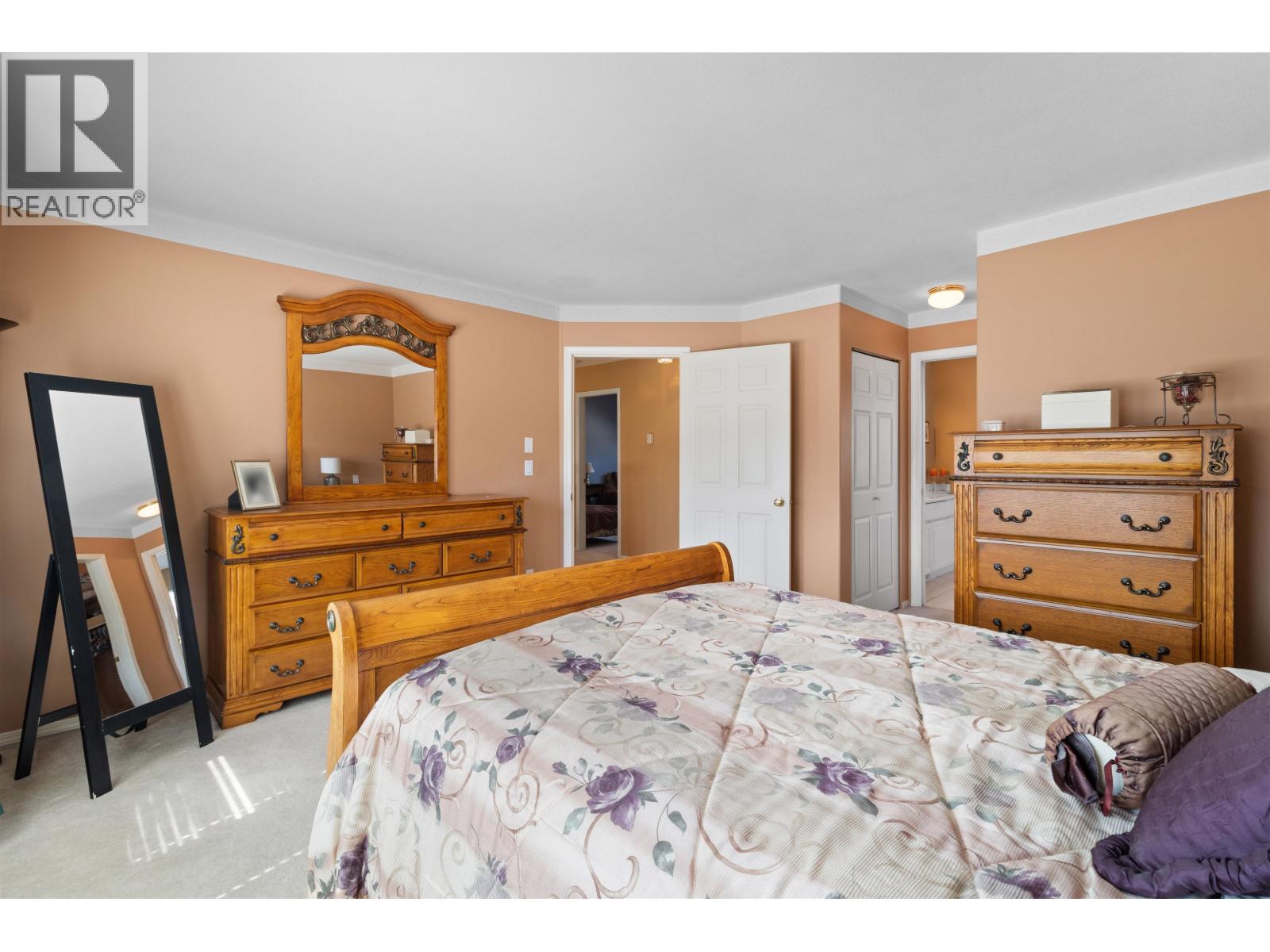Photo 18 of 939 Riverside Drive, Port Coquitlam BC