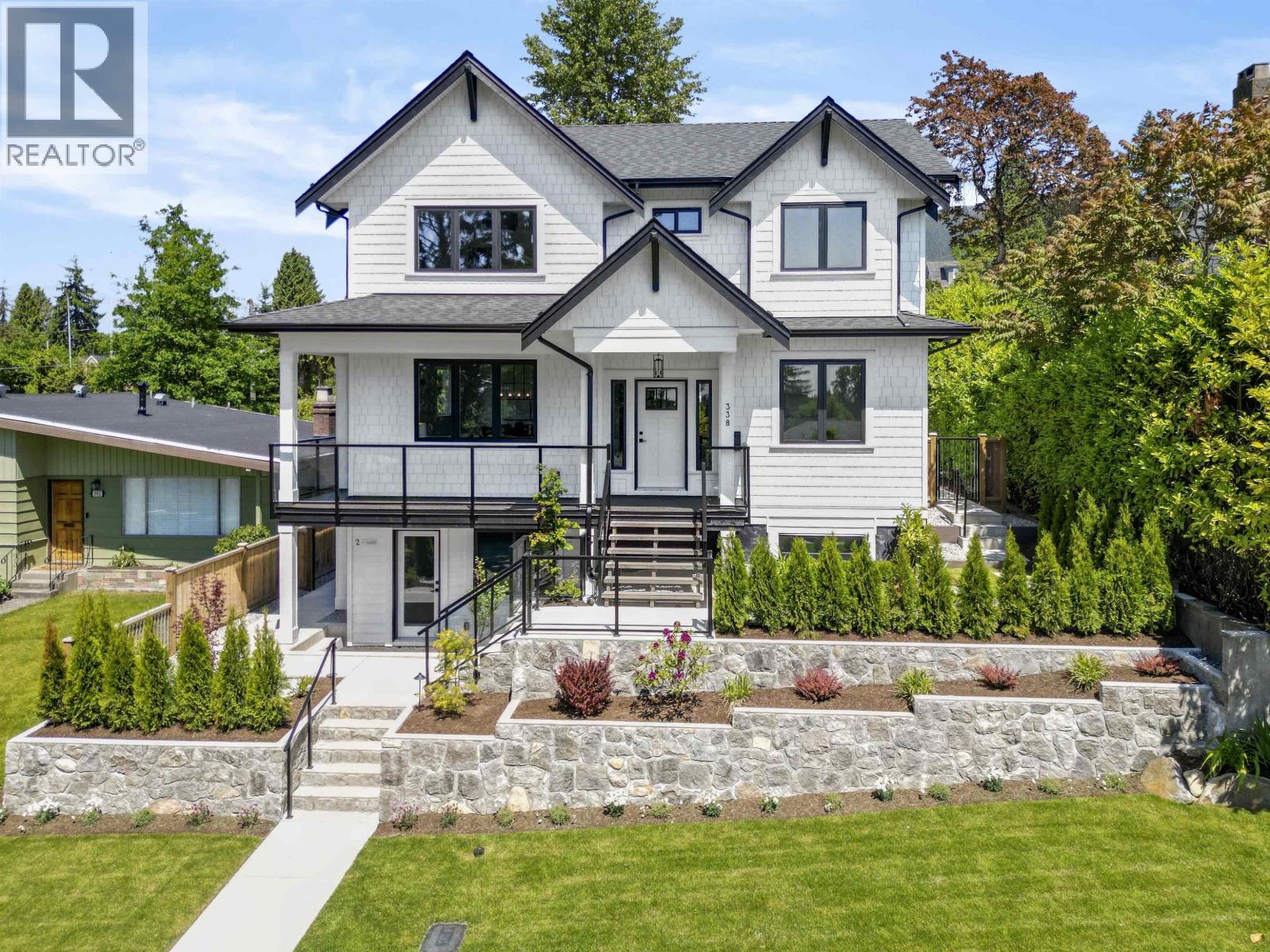 Photo 1 of 338 W 24th Street, North Vancouver BC