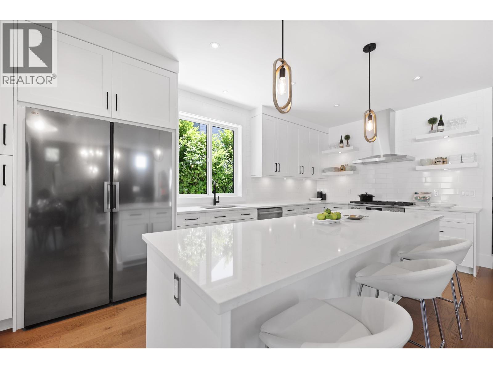 Photo 2 of 338 W 24th Street, North Vancouver BC