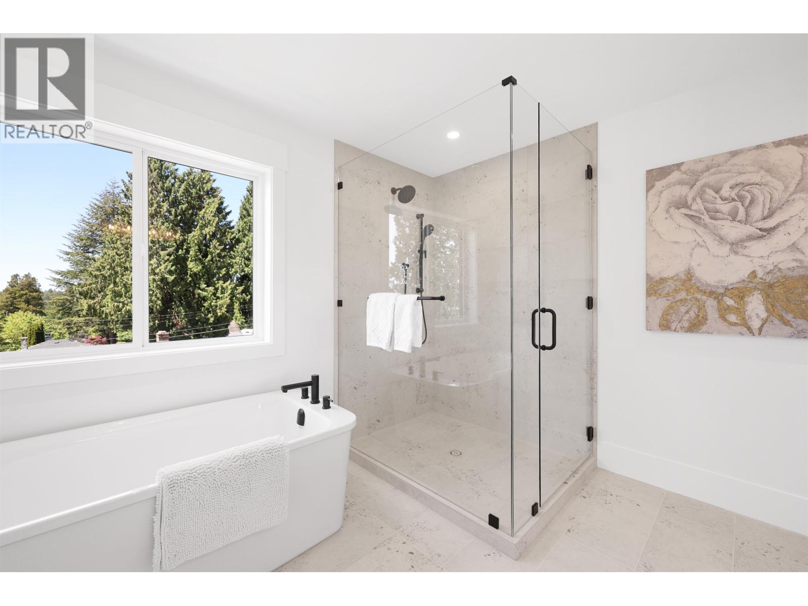 Photo 20 of 338 W 24th Street, North Vancouver BC