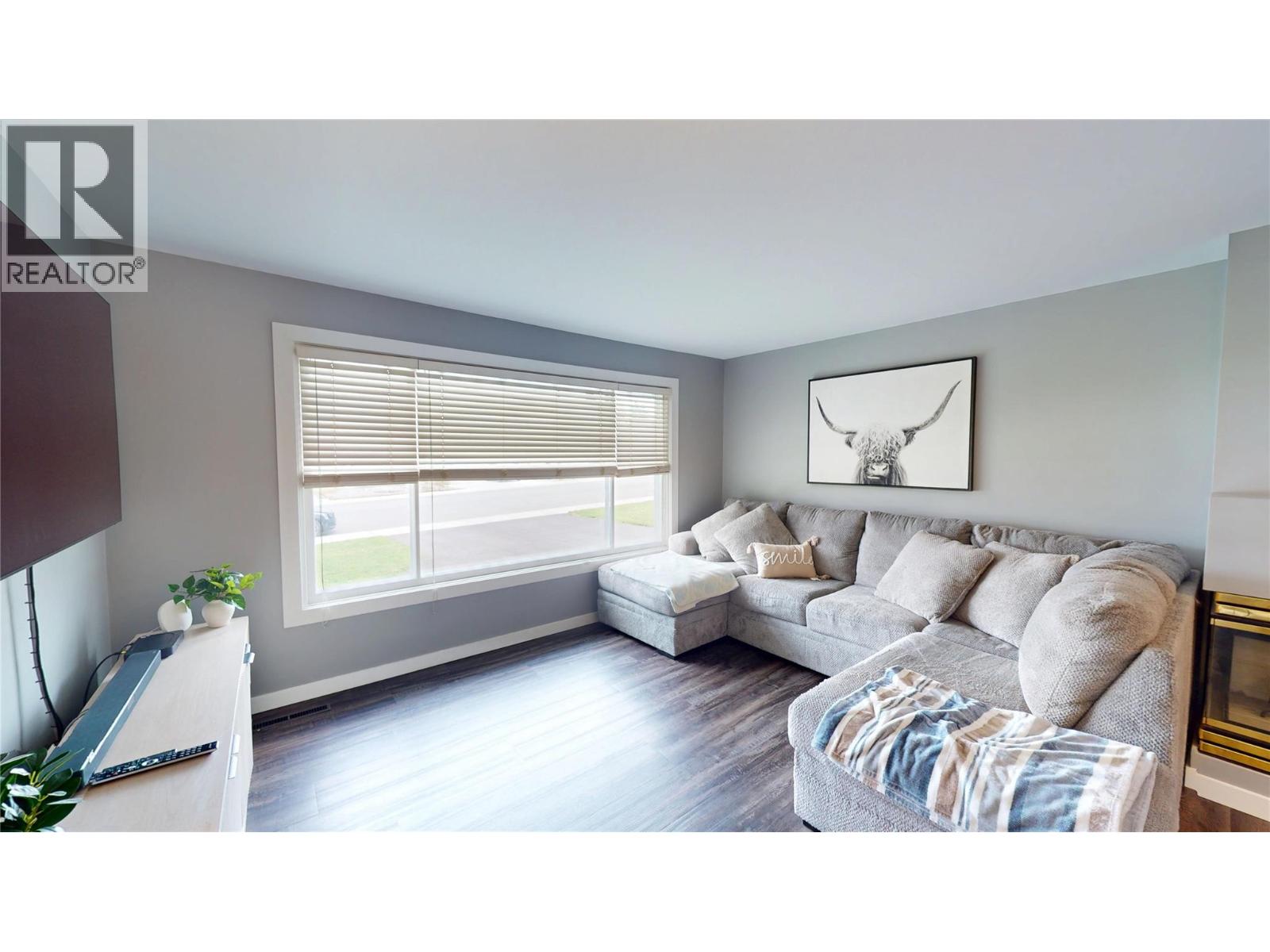 709 9th Street S, Cranbrook