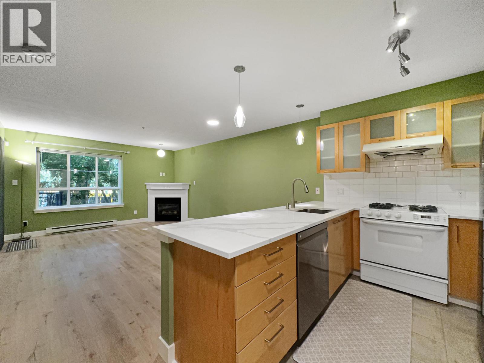 Photo 6 of 1 Xx 9333 Alberta Road, Richmond BC