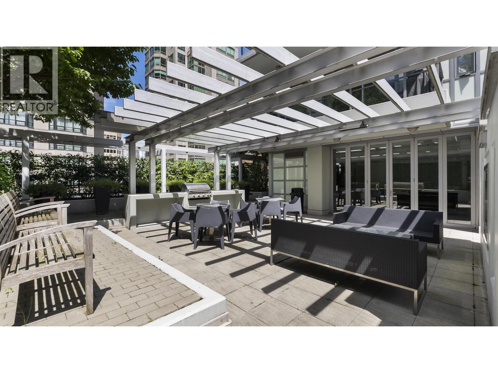 Photo 30 of 705 1205 Howe Street, Vancouver BC