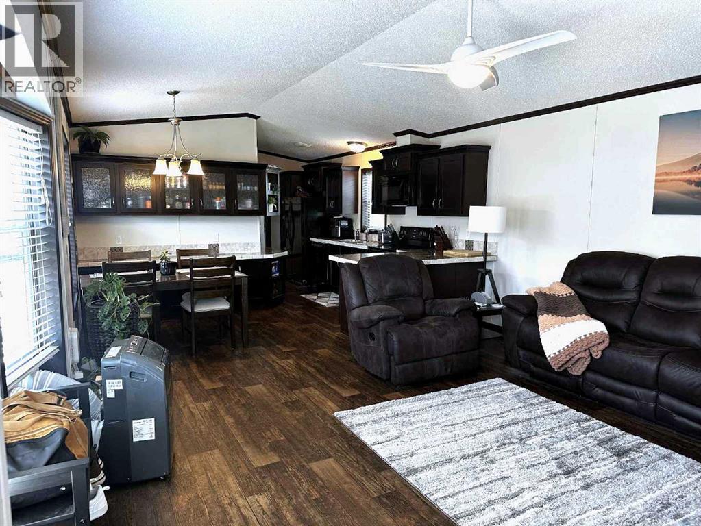 Photo 3 of 46 Mckay Place, Blackfalds AB