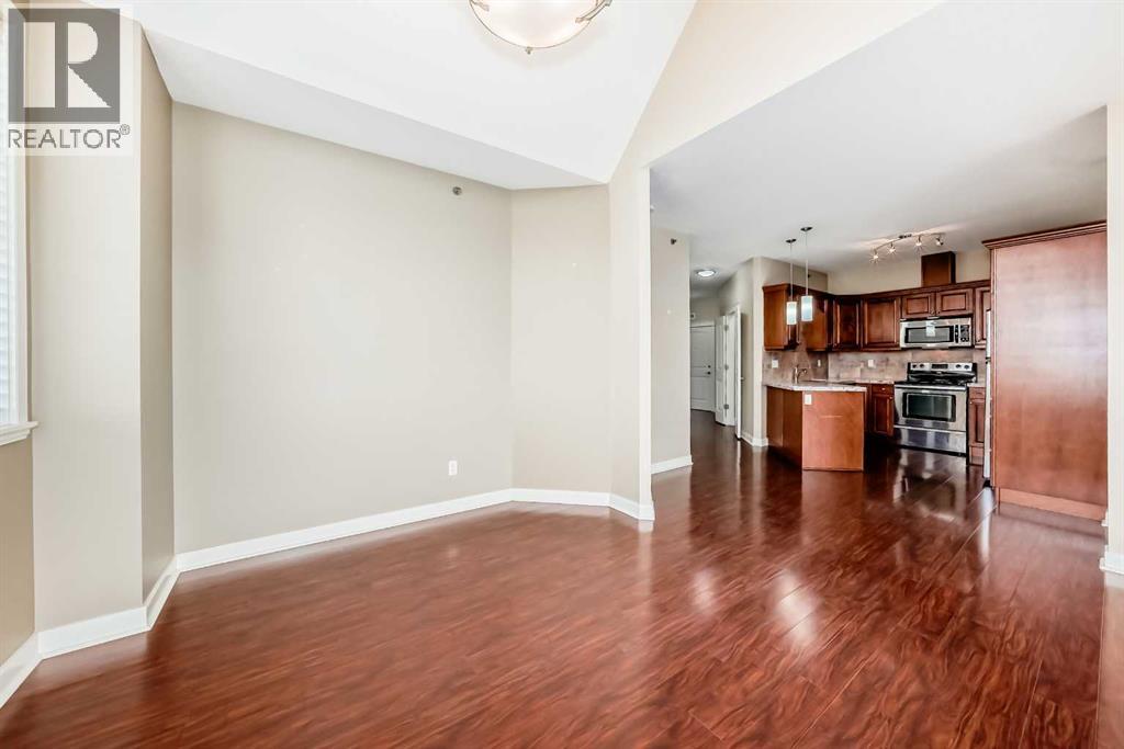 Photo 7 of 401 4707 50 Street, Sylvan Lake AB