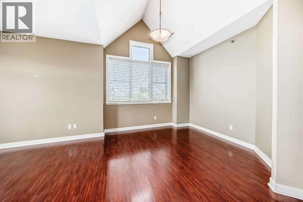 Photo 8 of 401 4707 50 Street, Sylvan Lake AB