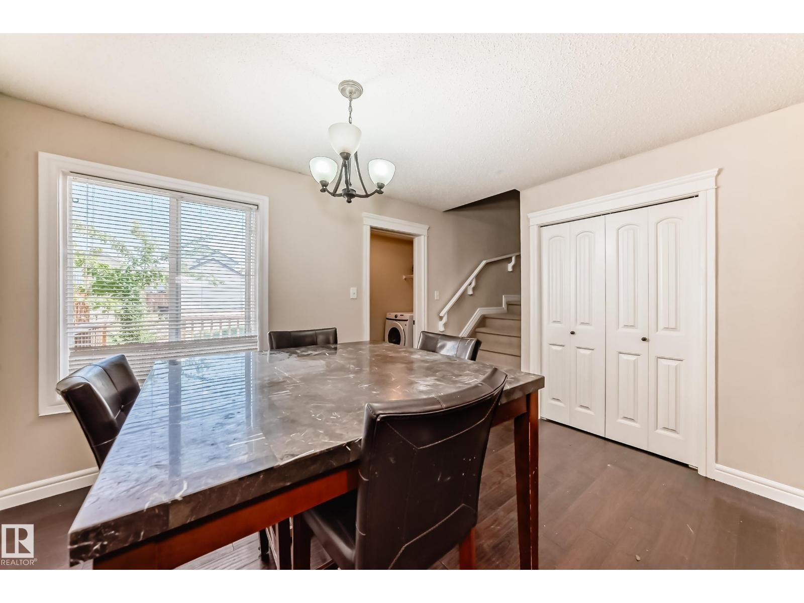 Photo 14 of 1553 33 A St Nw Nw, Edmonton AB