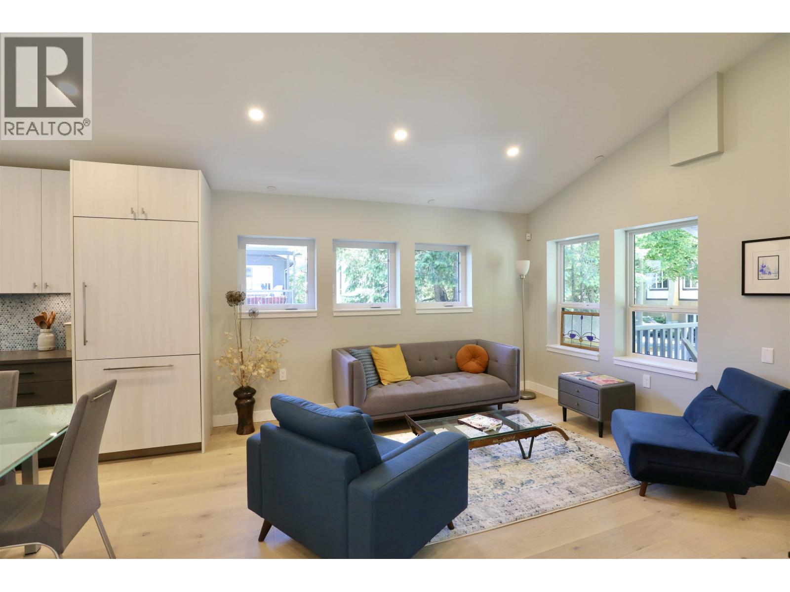 Photo 9 of 3372 Fleming Street, Vancouver BC