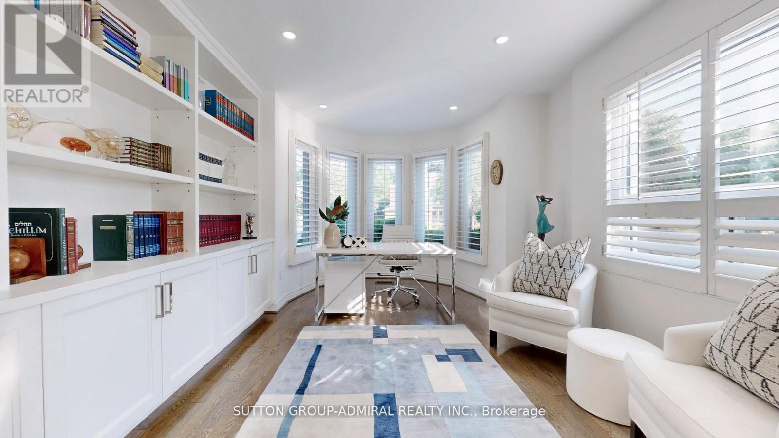 Photo 19 of 122 Edmund Seager Drive, Vaughan ON