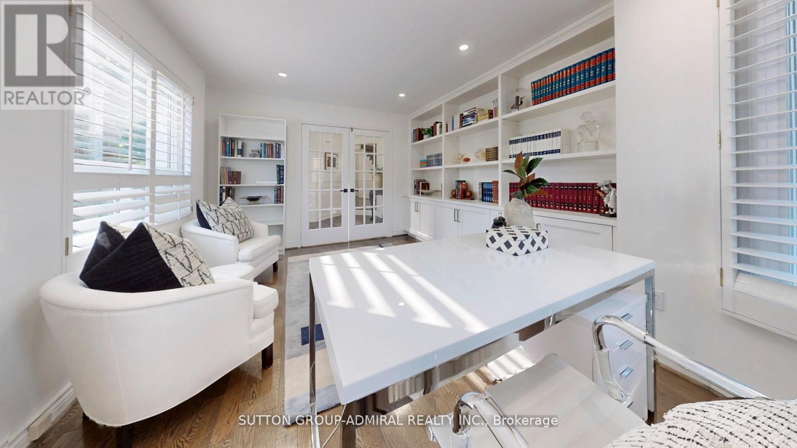 Photo 20 of 122 Edmund Seager Drive, Vaughan ON