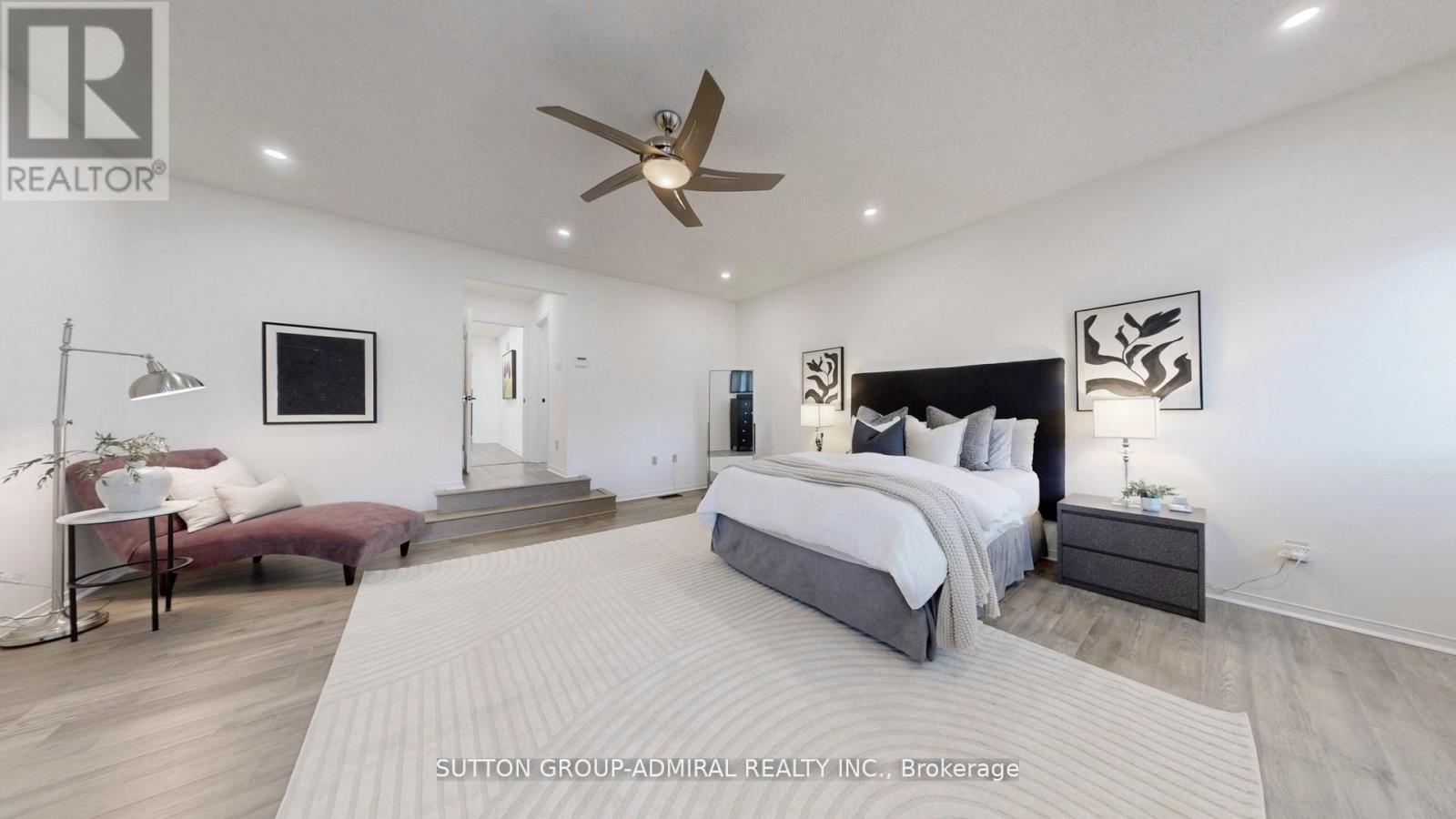 Photo 26 of 122 Edmund Seager Drive, Vaughan ON