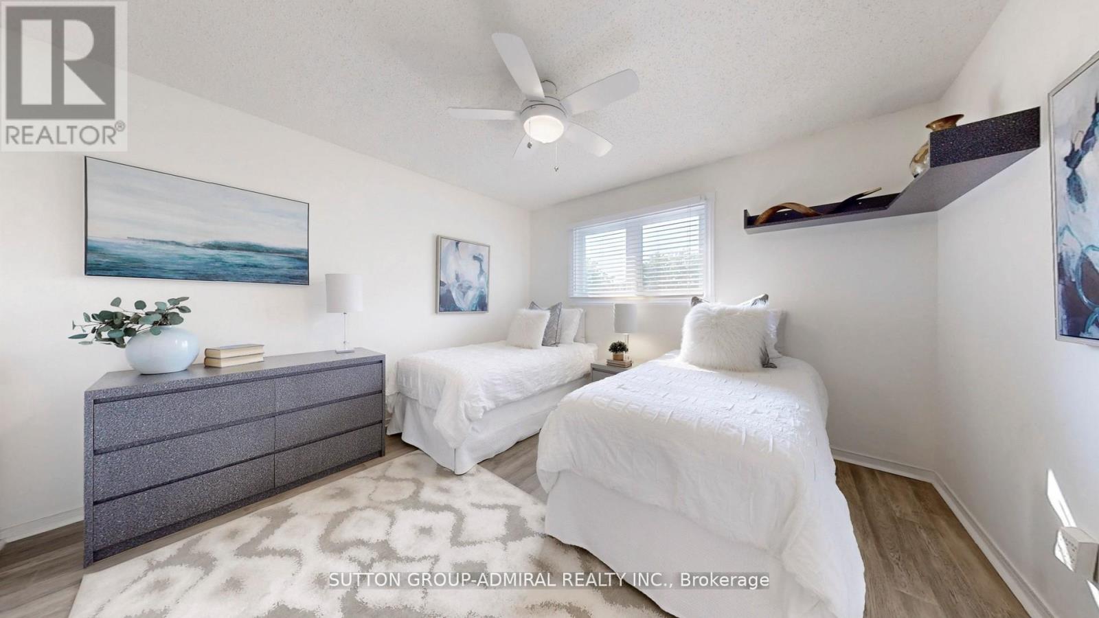 Photo 30 of 122 Edmund Seager Drive, Vaughan ON