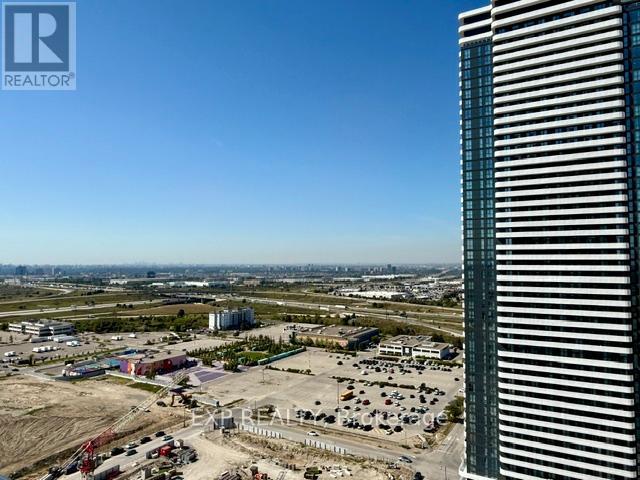 Photo 8 of 2901 28 Interchange Way, Vaughan ON