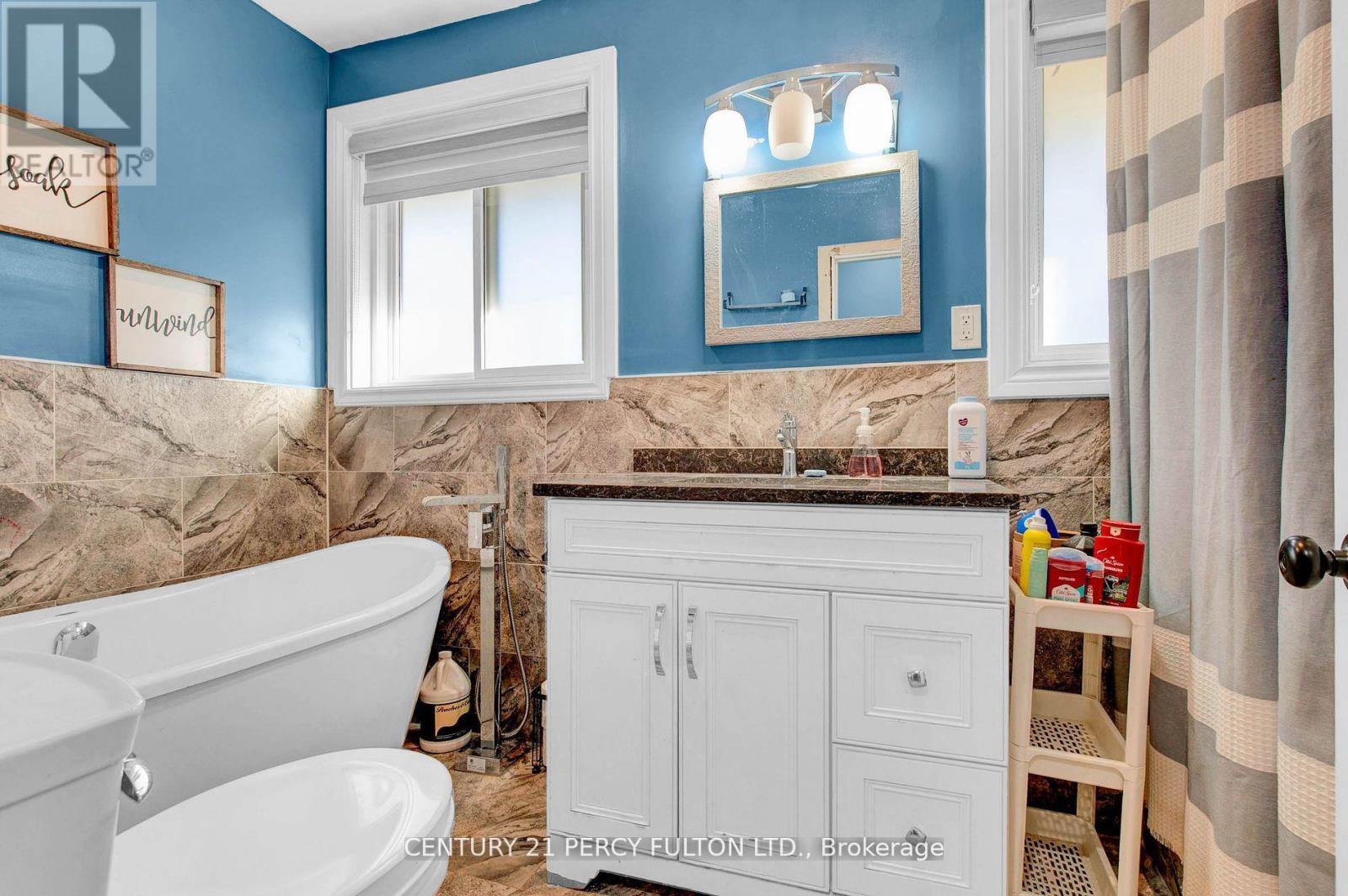 Photo 16 of 150 Nelson Street E, New Tecumseth ON