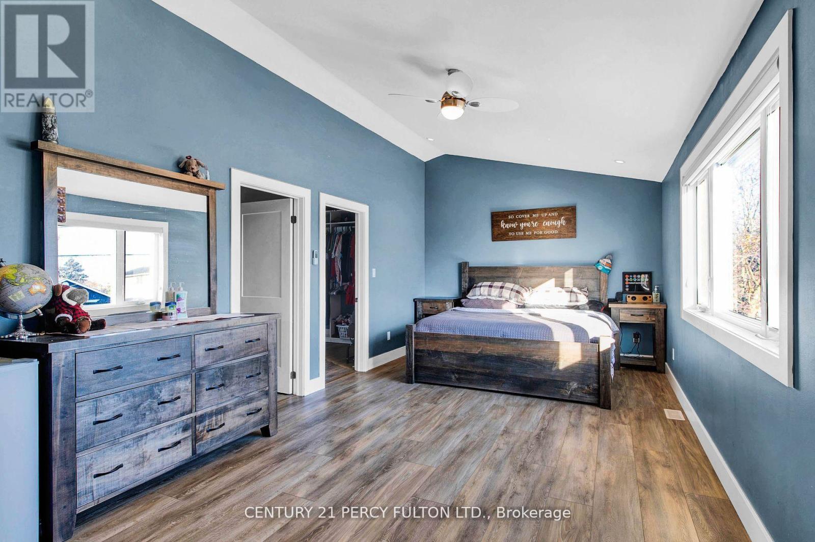 Photo 9 of 150 Nelson Street E, New Tecumseth ON