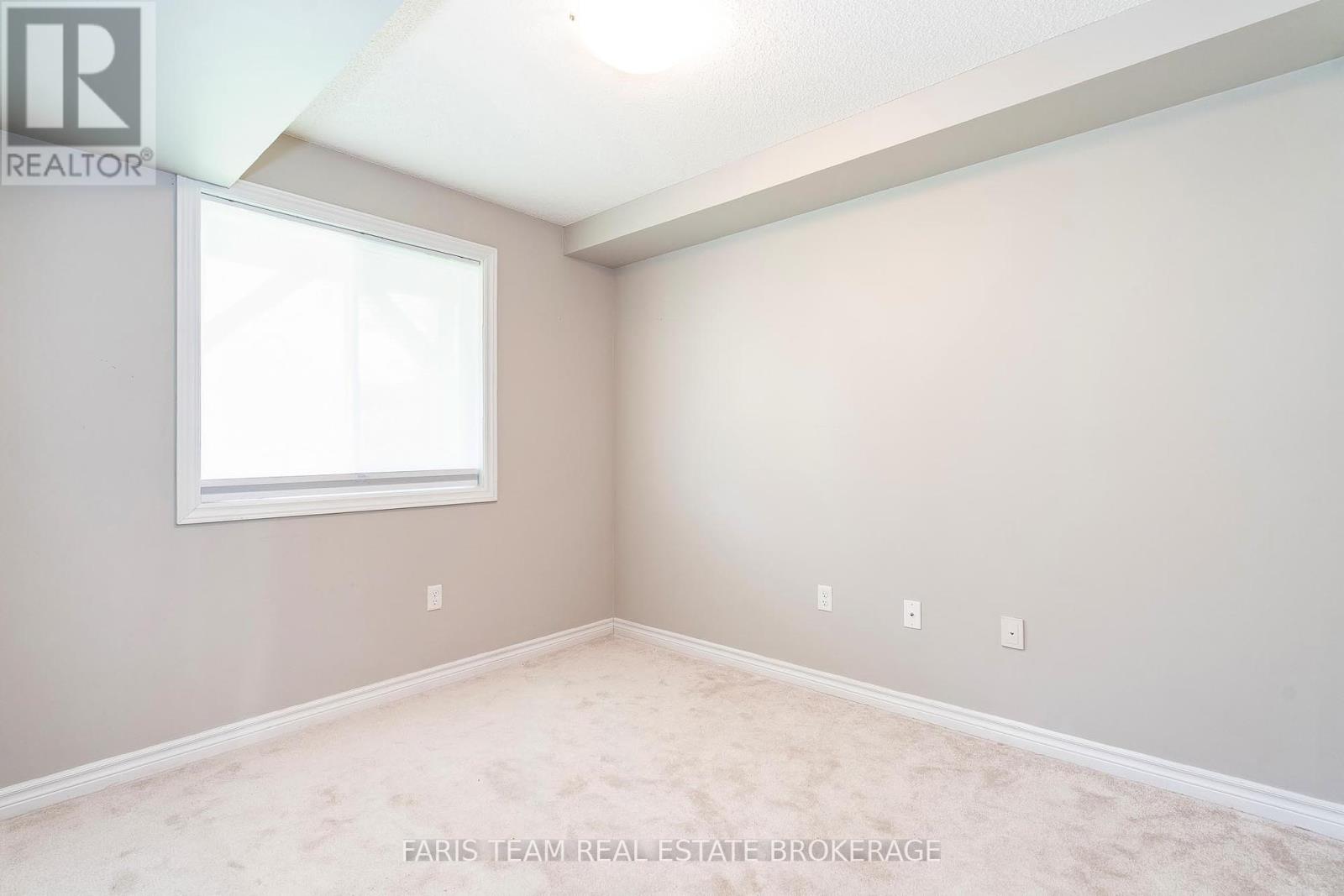 Photo 12 of 9 57 Ferndale Drive S, Barrie ON