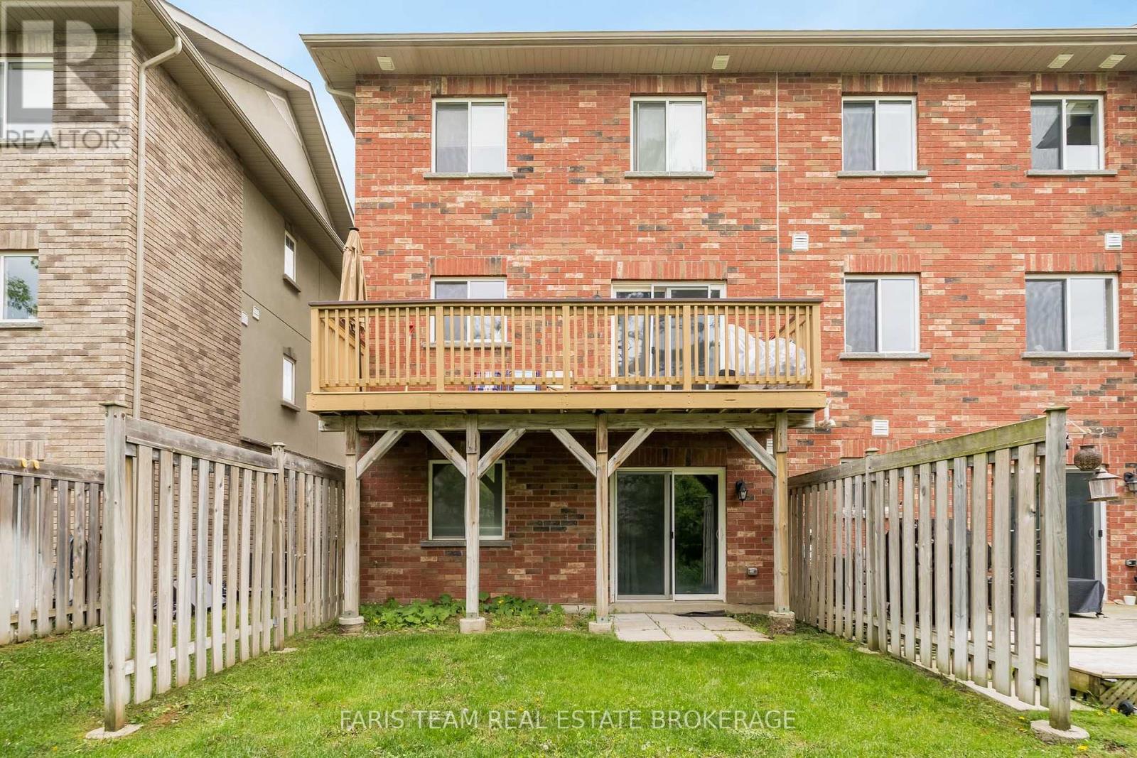 Photo 17 of 9 57 Ferndale Drive S, Barrie ON