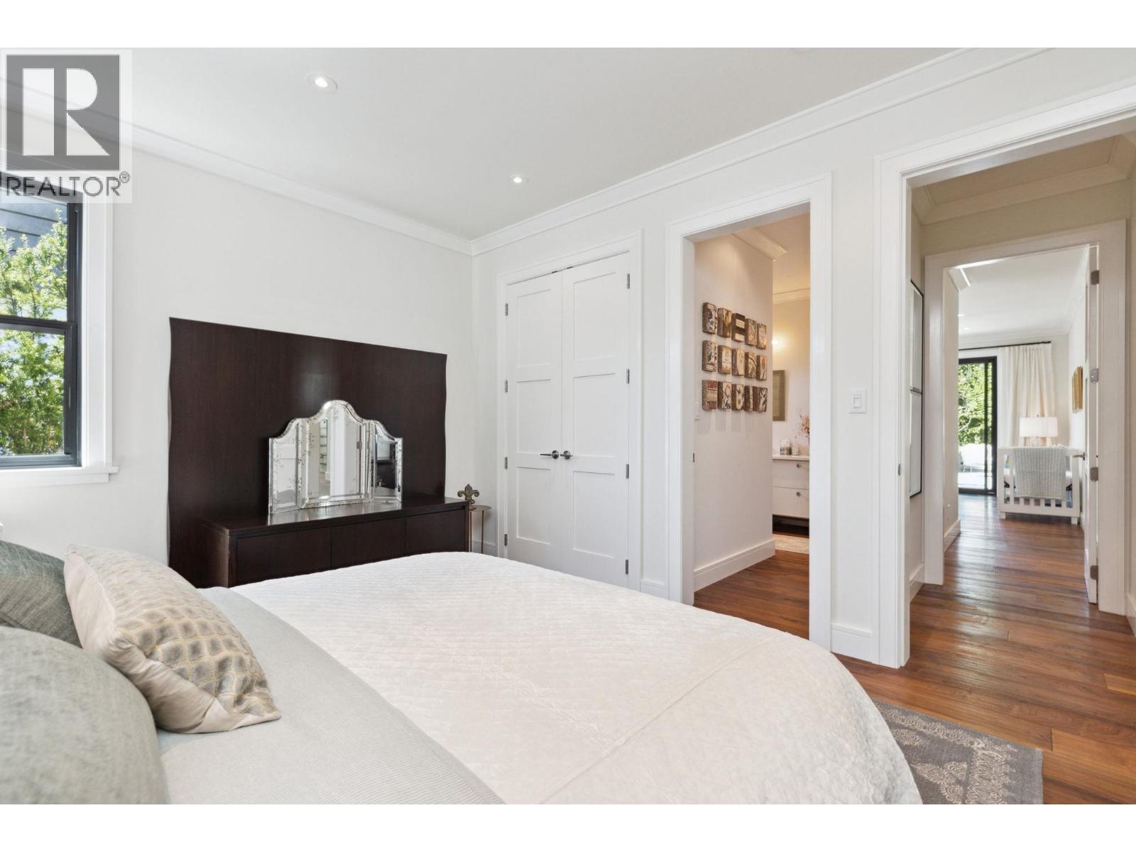 Photo 27 of 939 Friar Crescent, North Vancouver BC
