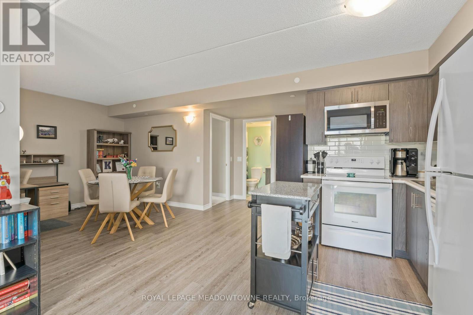 Photo 11 of 207 716 Main Street E, Milton ON
