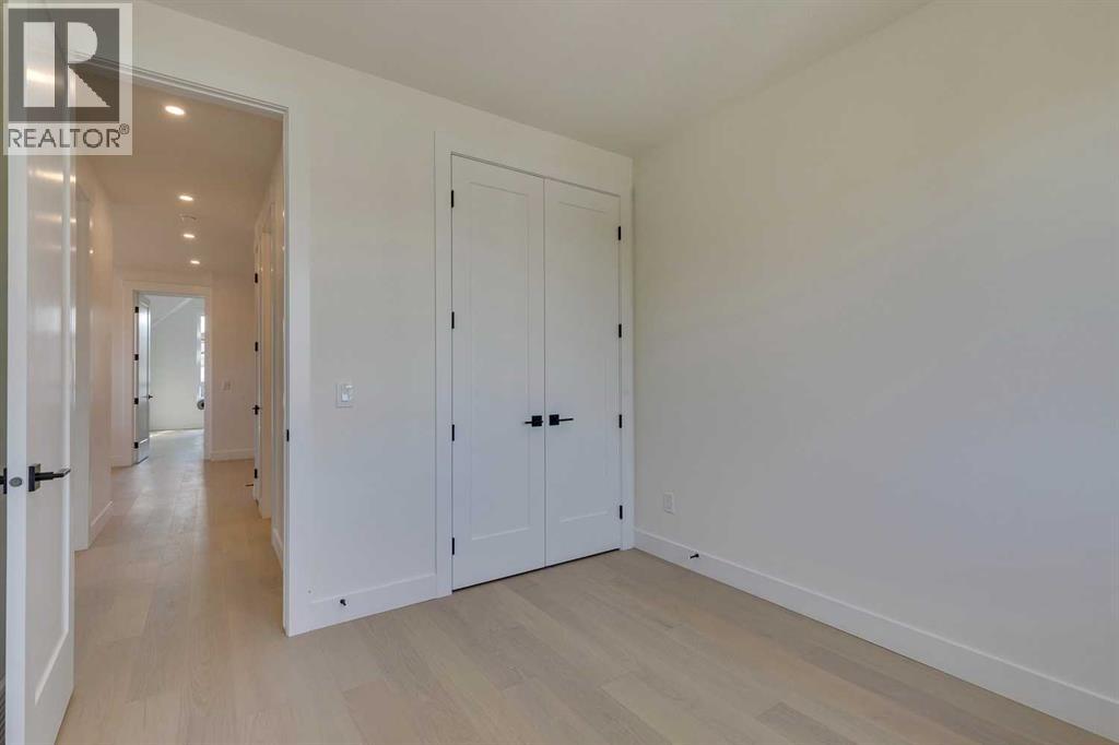 Photo 34 of 2410 29 Avenue Sw, Calgary AB