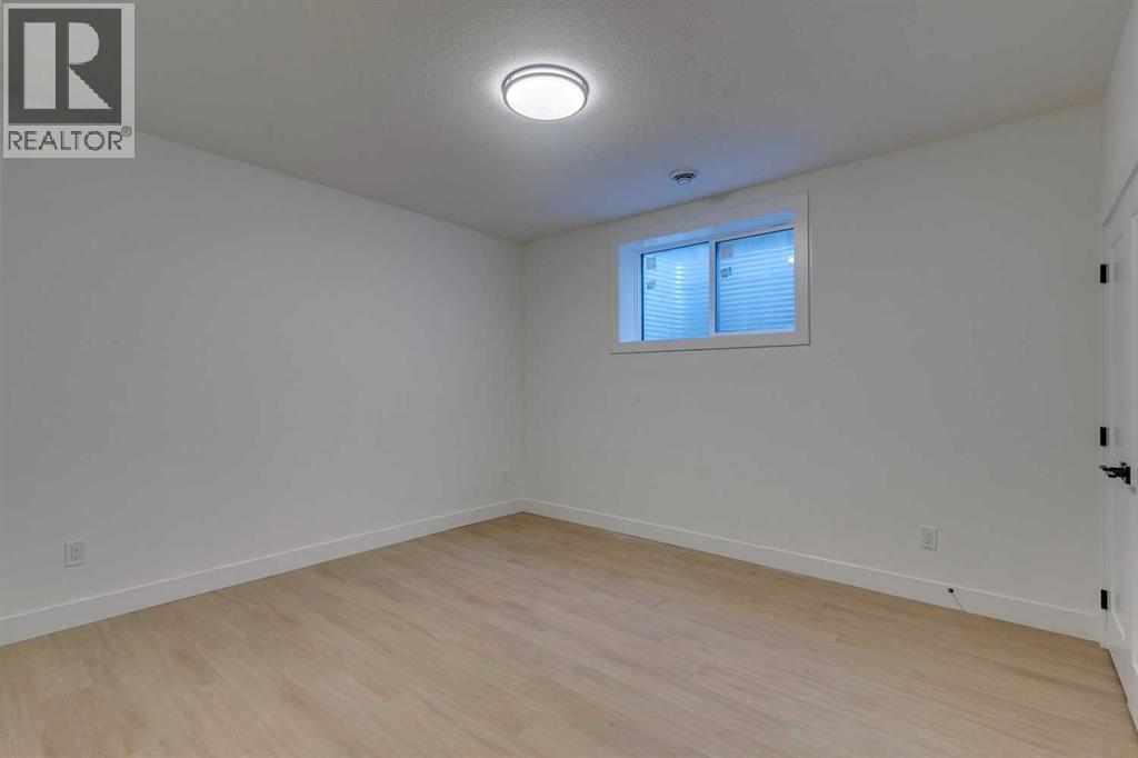Photo 43 of 2410 29 Avenue Sw, Calgary AB