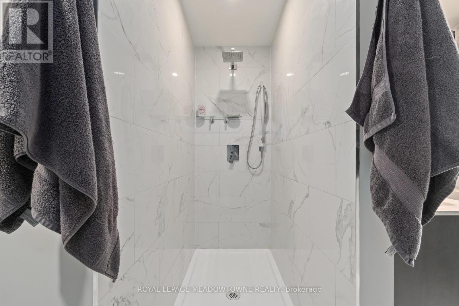 Photo 20 of 89 John Street, Halton Hills ON