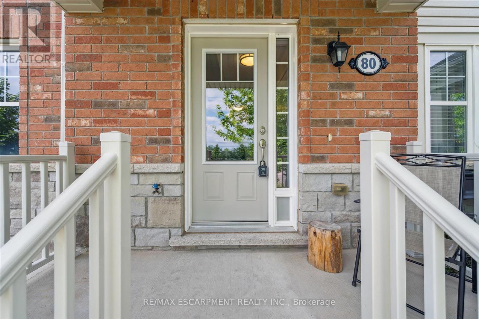 Photo 6 of 80 22 Spring Creek Drive, Hamilton ON