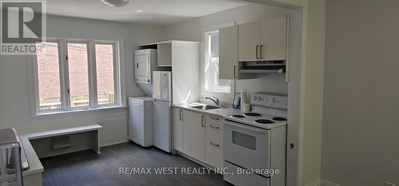 Photo 7 of Main 4229 Bloor Street W, Toronto ON