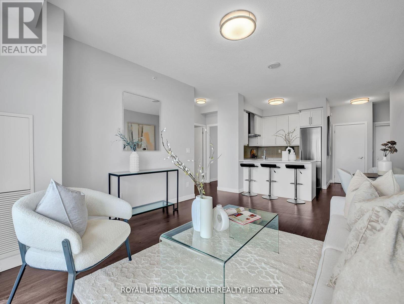 Photo 5 of 610 2081 Fairview Street, Burlington ON
