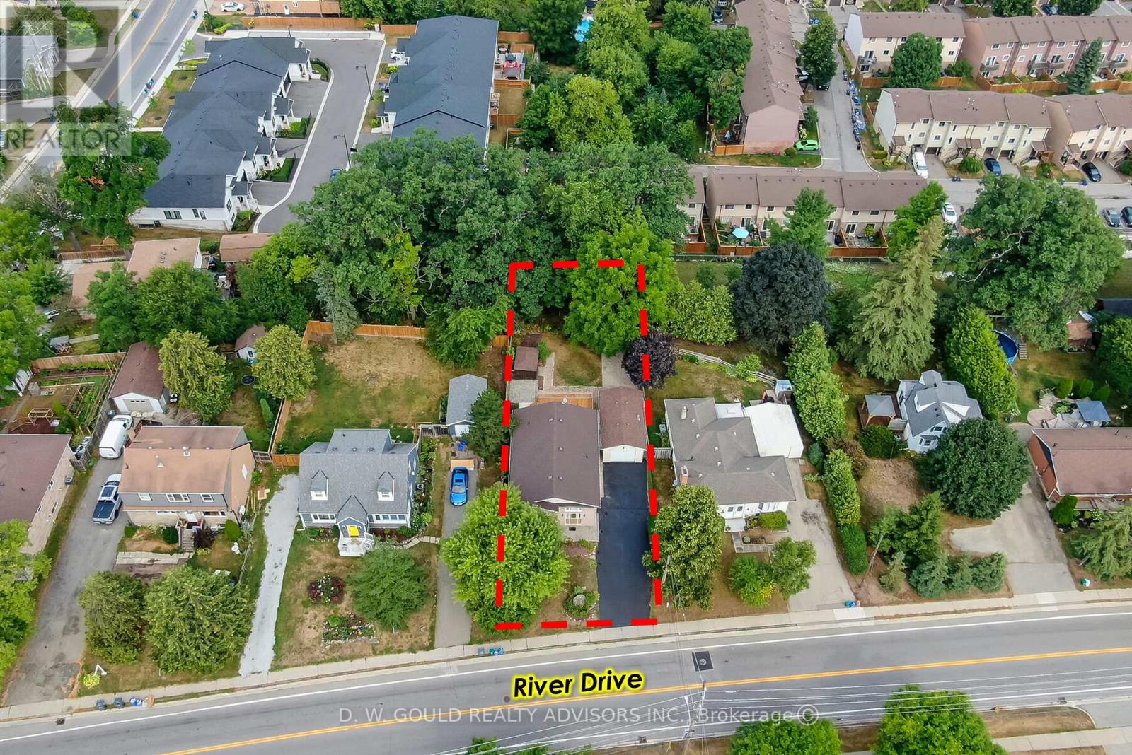 Photo 6 of 42 River Drive, Halton Hills ON