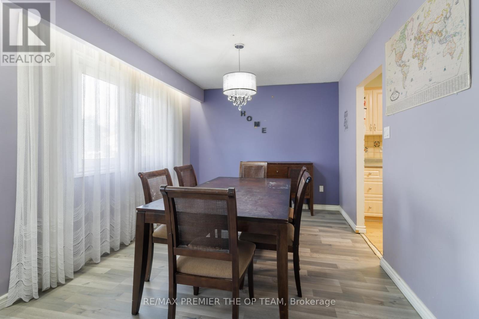 Photo 12 of 6 Larkfield Road, Brampton ON