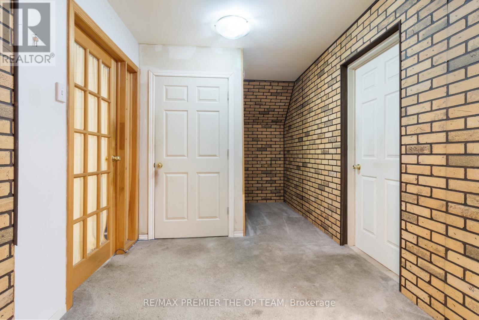 Photo 27 of 6 Larkfield Road, Brampton ON