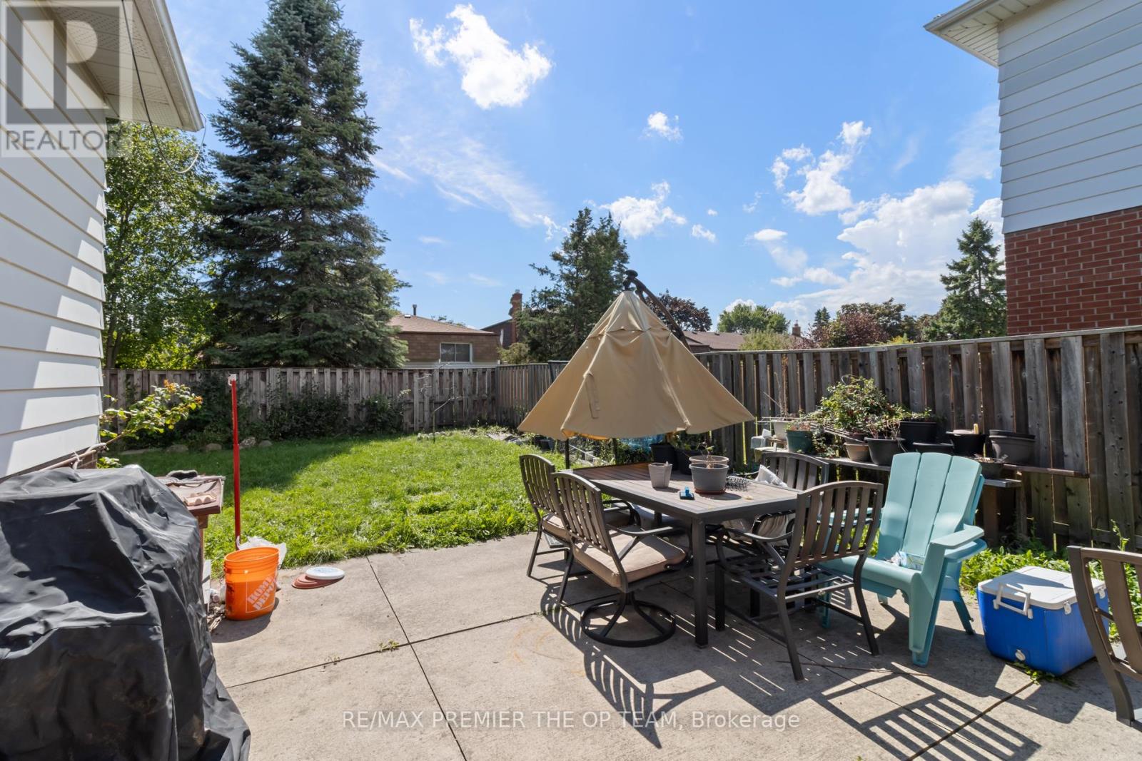 Photo 36 of 6 Larkfield Road, Brampton ON