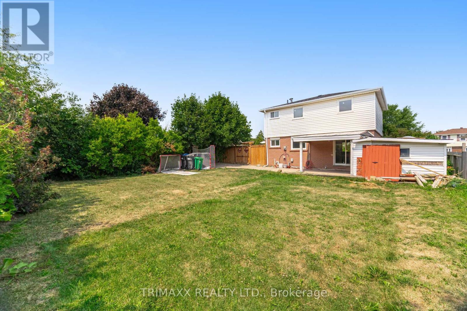 Photo 50 of 111 Folkstone Crescent, Brampton ON