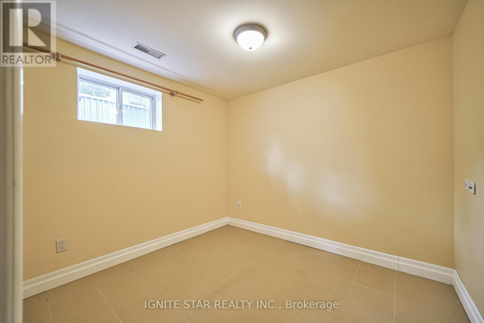 Photo 22 of 580 Arbor Road, Mississauga ON