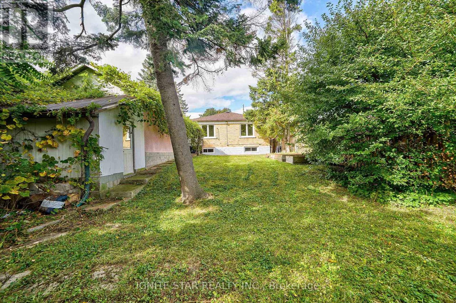 Photo 30 of 580 Arbor Road, Mississauga ON