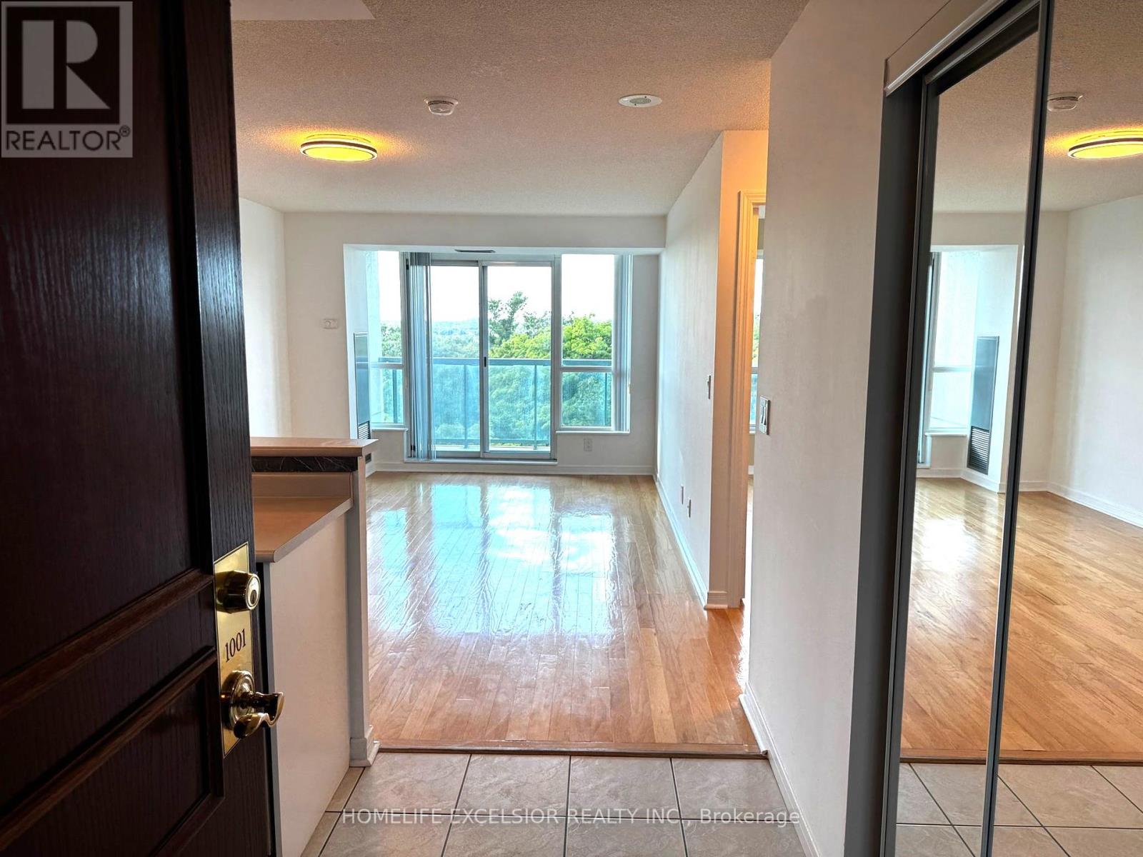 Photo 3 of 1001 2585 Erin Centre Boulevard, Mississauga ON