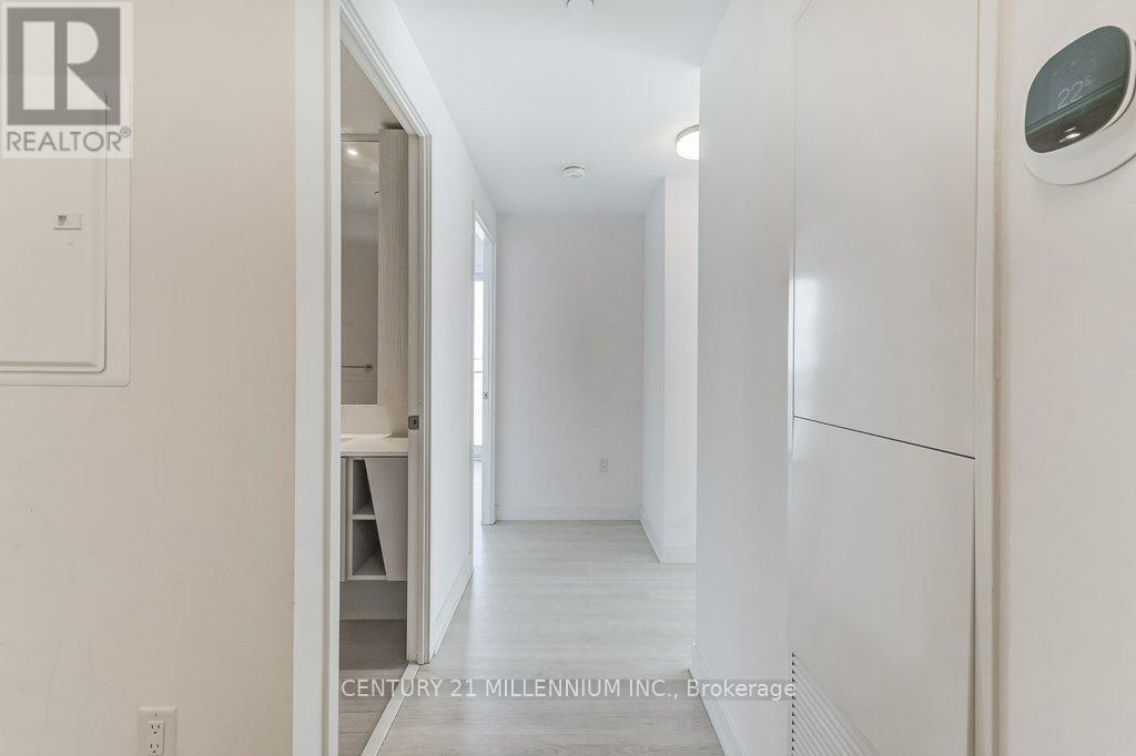 Photo 10 of 3604 3883 Quartz Road, Mississauga ON