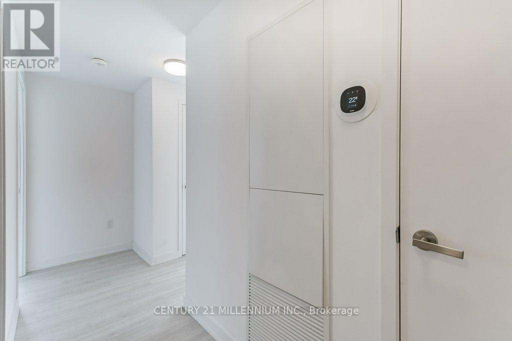 Photo 11 of 3604 3883 Quartz Road, Mississauga ON