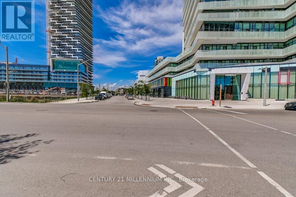 Photo 3 of 3604 3883 Quartz Road, Mississauga ON