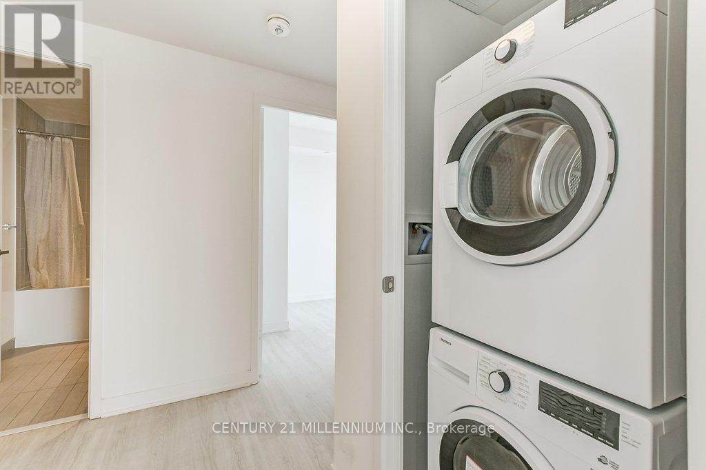 Photo 32 of 3604 3883 Quartz Road, Mississauga ON