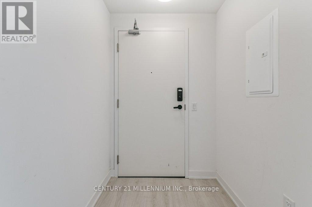 Photo 9 of 3604 3883 Quartz Road, Mississauga ON
