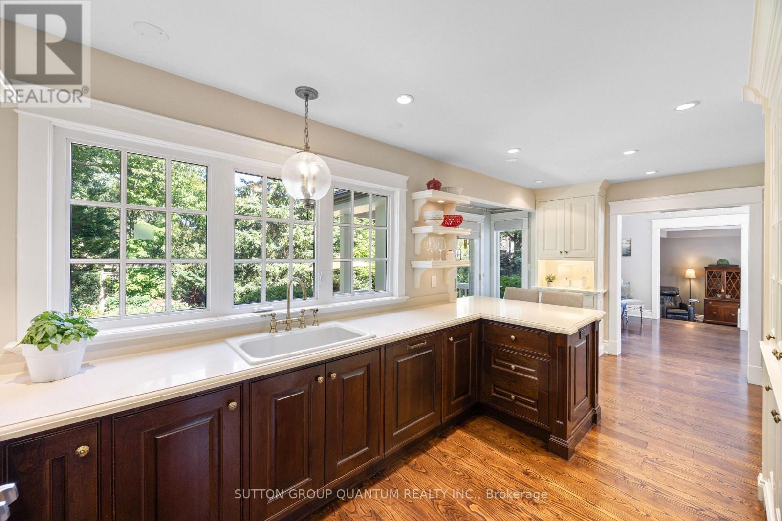 Photo 12 of 1197 Birchview Drive, Mississauga ON