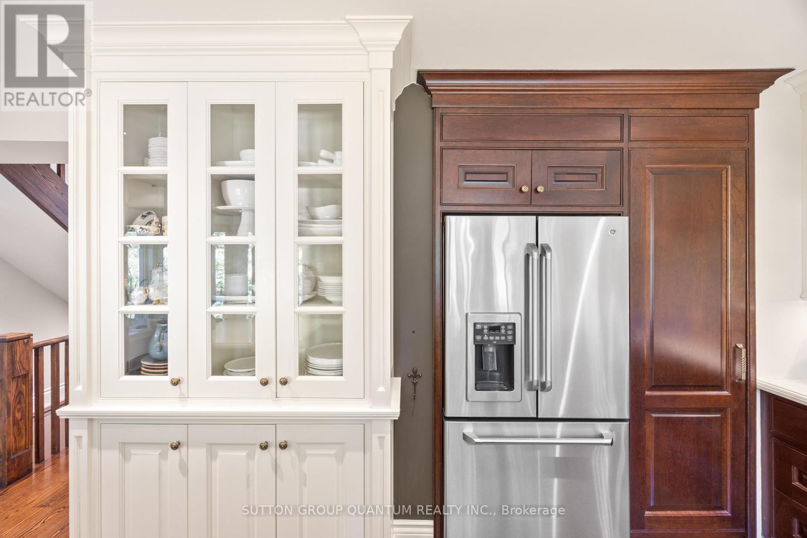 Photo 14 of 1197 Birchview Drive, Mississauga ON