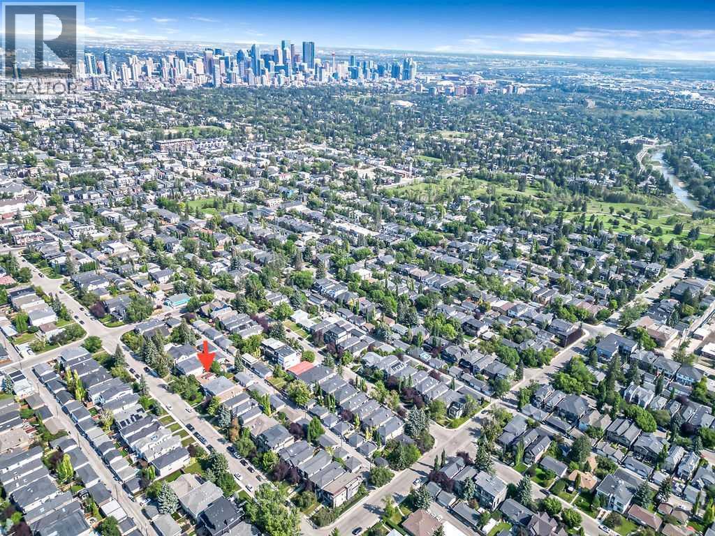 Photo 10 of 4124 18 Street Sw, Calgary AB