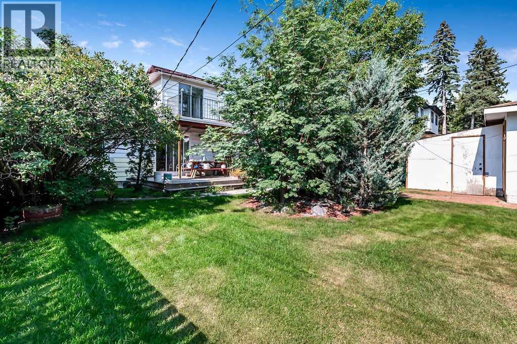 Photo 4 of 4124 18 Street Sw, Calgary AB