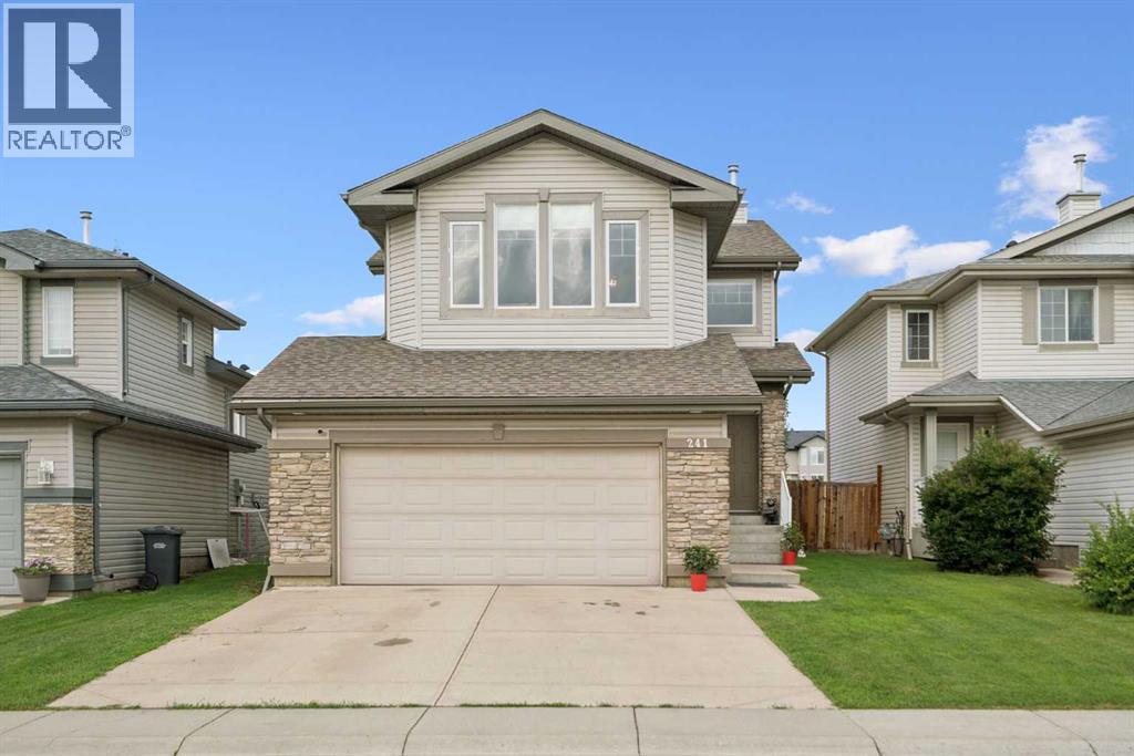 Photo 1 of 241 Westmount Crescent, Okotoks AB
