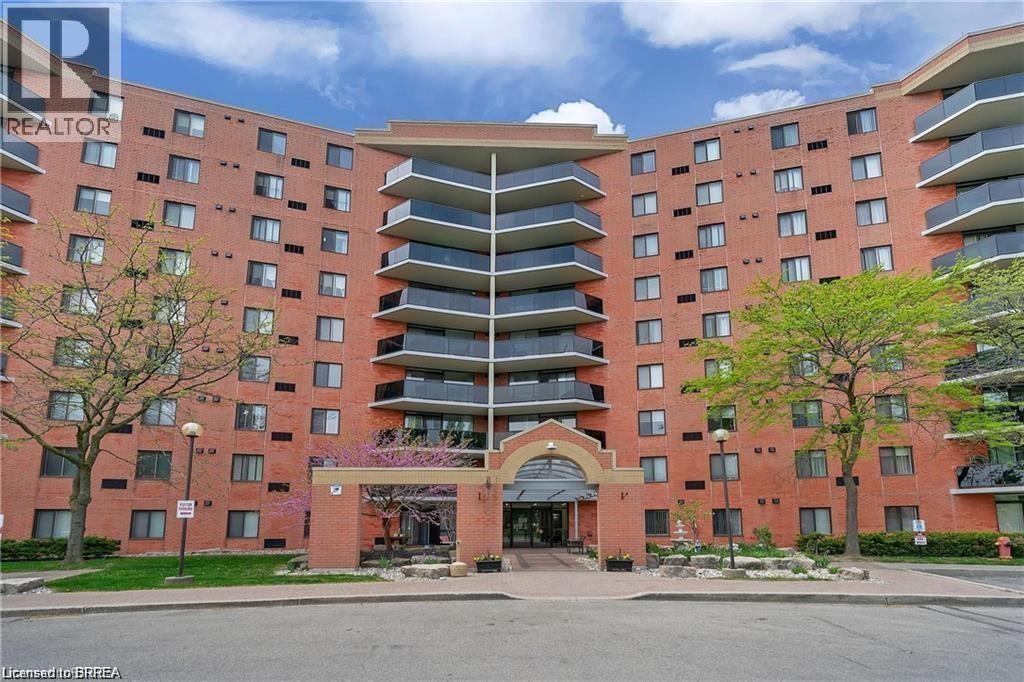 Photo 39 of 9 Bonheur Court Unit 112, Brantford ON