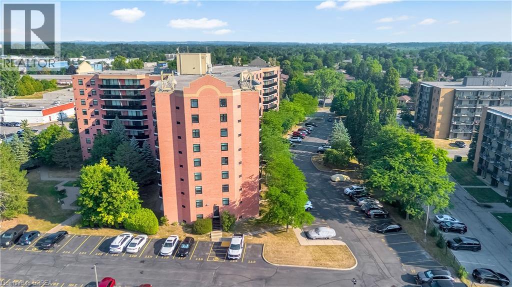 Photo 8 of 9 Bonheur Court Unit 112, Brantford ON